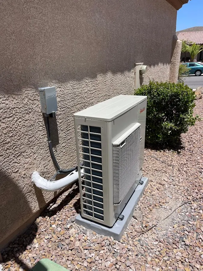 Residential air conditioning condenser unit in Glencoe